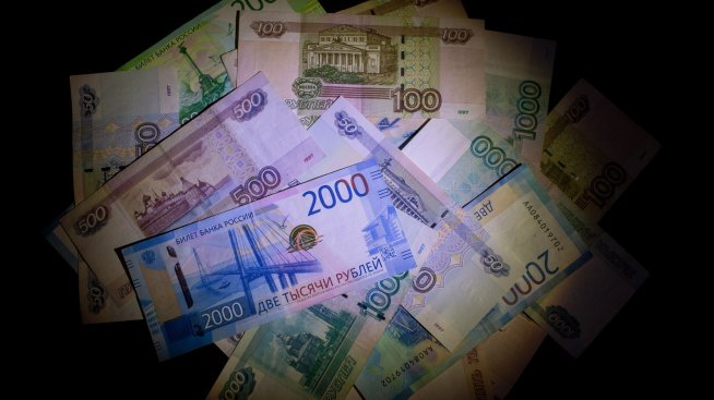 Руските олигарси са изтеглили от Европа поне 50 млрд. долара от началото на войната