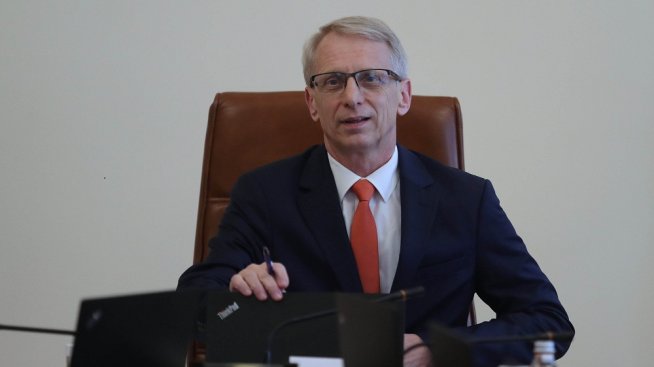 Денков: ГЕРБ да поеме отговорността за отнемането на дерогацията за руски петрол