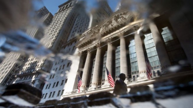 Мрачното настроение на Wall Street продължава вече трети ден*