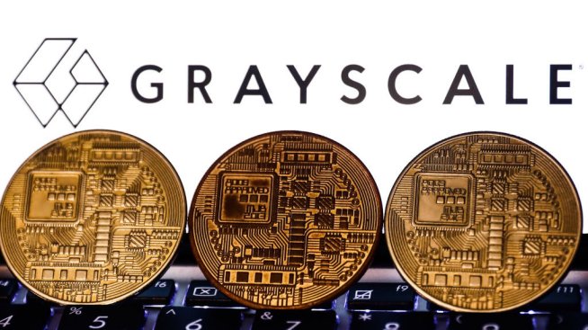 Съд отвори пътя към спот биткойн ETF в САЩ с решение по делото на Grayscale