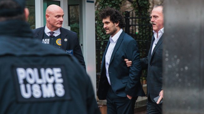 Банкман-Фрийд получи гаранция за 250 млн. долара, но това не значи, че ще плати парите