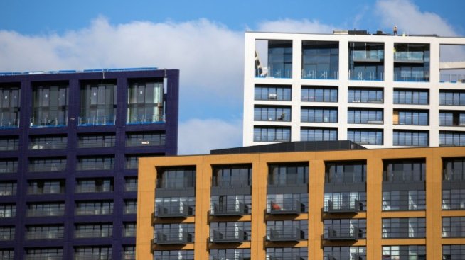 Отливът на студенти от Лондон оставя празни много жилища под наем