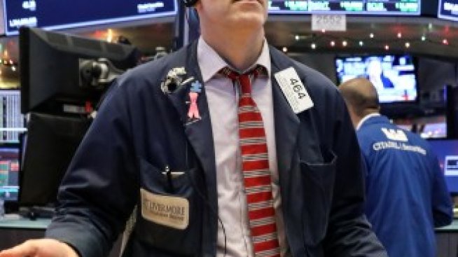 Индексите на Wall Street се понижават под натиска на последните данни за заетостта*