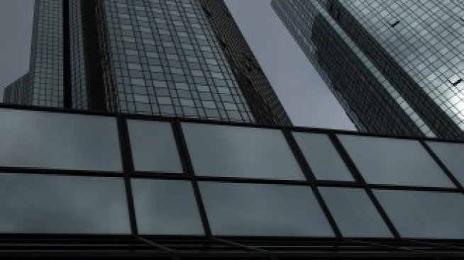 Все повече германски банки налагат отрицателни лихви на клиентите си