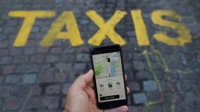 Таксиметровите шофьори в Лондон атакуват Uber
