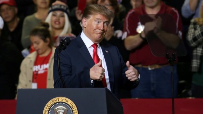 Доналд Тръмп  проучва „всички варианти“ за Венецуела