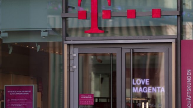 Бизнесът на T-Mobile US процъфтява, а Deutsche Telekom вдигна прогнозата