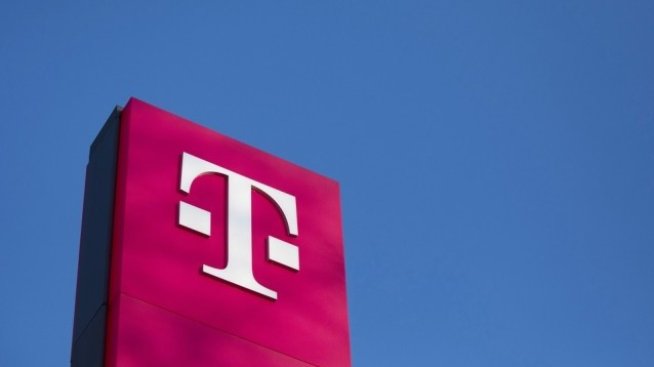 SoftBank води преговори за продажбата на дял от T-Mobile US