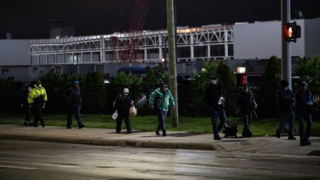 Защо безработицата се повиши неимоверно повече в САЩ, отколкото в Европа?