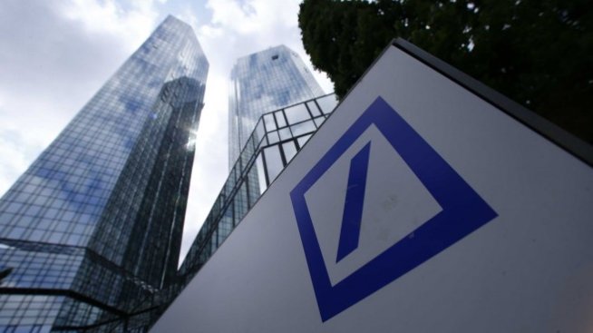 Deutsche Bank излезе на първа годишна печалба от 2014 г. насам