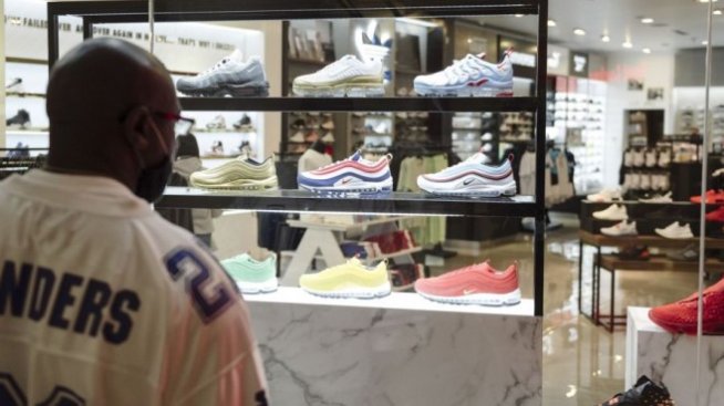 Собствениците на обекти за търговия на дребно няма да се възстановят до 2021 г.