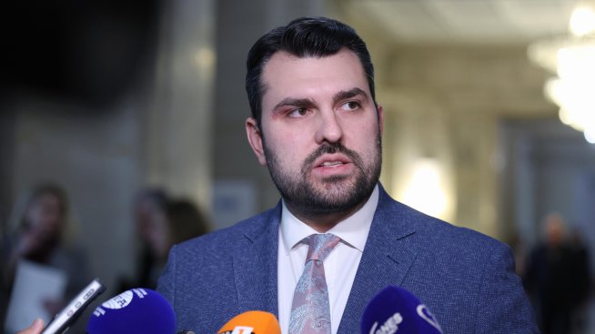 България може да бъде включена в ограниченията за износ на чипове за САЩ