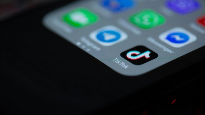 Великобритания започва разследване срещу TikTok, Reddit и Imgur