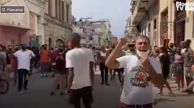 Удари ли часът за революция в Куба?