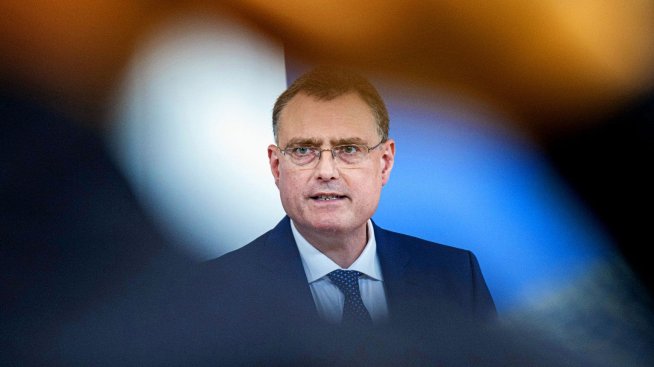 Гуверньорът на Швейцарската централна банка напуска поста си, но кой ще го замести?