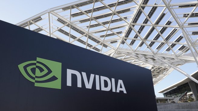 Nvidia инвестира 2 млрд. долара в доставчика на облачна инфраструктура CoreWeave 