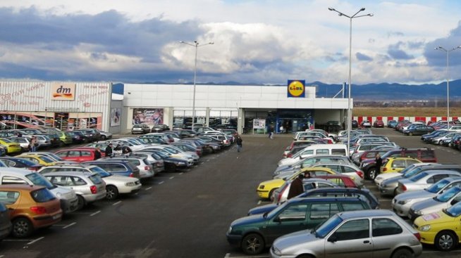 Свободните площи в търговските паркове у нас са едва 7%