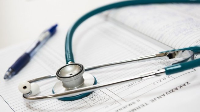 КЗК се самосезира по Рамковия договор за медицинските дейности за 2017 г.