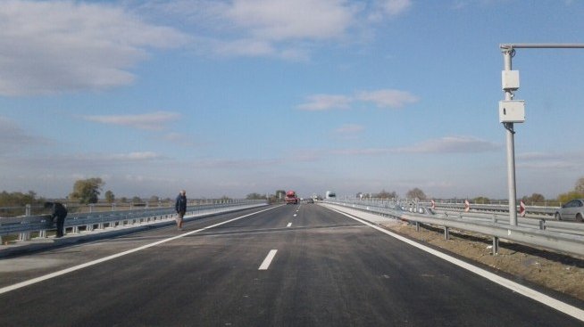 Пускат ремонтираната част на "Тракия" и в посока София