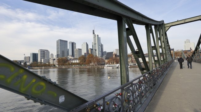 Deutsche Bank: Спирането на руския газ поставя еврозоната в риск от по-дълбока рецесия