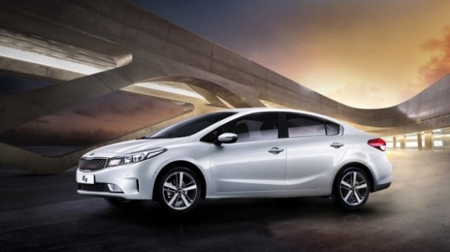 Kia показа обновеното Cerato