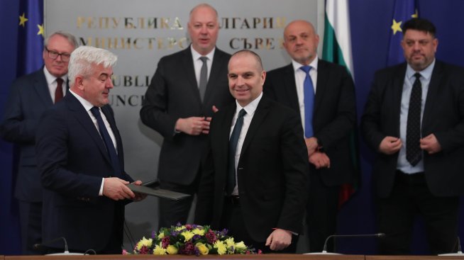 България сключи договор за доставка на 35 електрически влака за над 1 млрд. лева