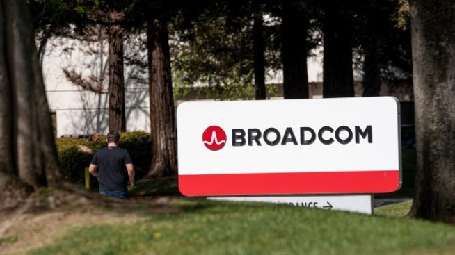 Broadcom разочарова с резултатите си за продажбите на чипове