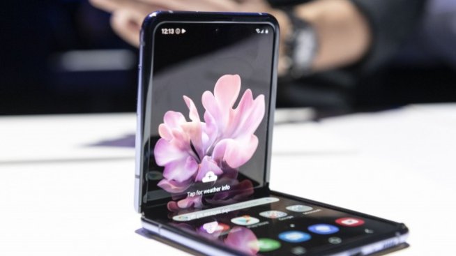 Samsung се е възползвал от ранното пускане на S21 и по-ниската му цена