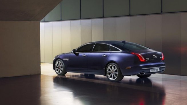 Jaguar модернизира флагмана XJ