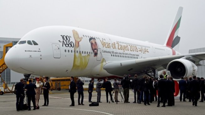Emirates води преговори за доставката на още 36 самолета A380 от Airbus