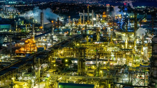 Тръмп поиска повече рафинерии в САЩ, но Big Oil не вижда перспектива