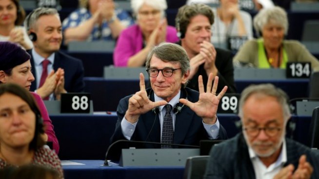 Давид Сасоли - от стола на телевизионен водещ до председателския пост в ЕП