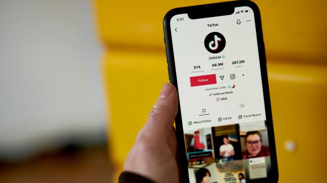 Фалшиви акаунти в TikTok са разпространили дезинформация за войната в Украйна до милиони хора
