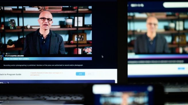 Старата вражда между Apple и Microsoft се възражда с пълна сила