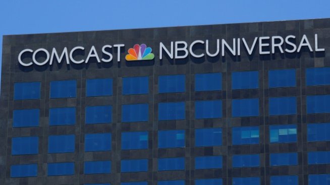 Comcast отново надцака Fox за Sky 