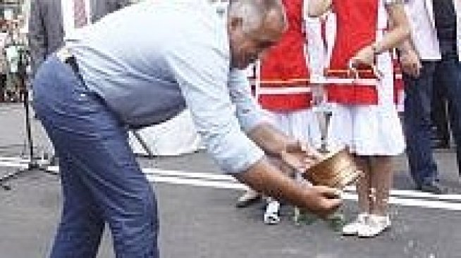 Борисов обеща 400 хил. души да ползват столичното метро догодина