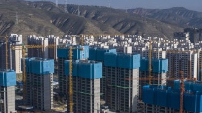 Продажбите на жилища на Evergrande са се сринали с почти 40% през 2021 г. 