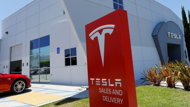 Panasonic би обмислила нова инвестиция в Gigafactory на Tesla