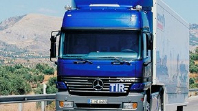 Превозвачите вдигнаха блокадата от границата с Турция