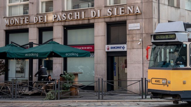 Инвеститорите на Monte Paschi отхвърлиха плана за придобиване на Banco BPM