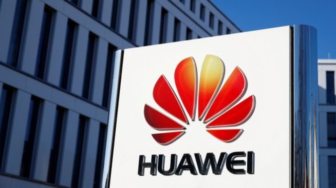 Huawei започва правна битка в Северна Америка, за да се спаси от кризата