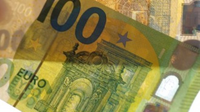 Еврото отчита най-ниската си стойност за последните 7 седмици