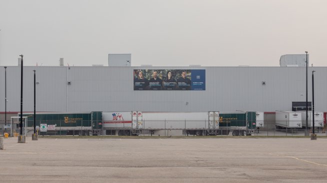 Канада освобождава от мита част от вноса на автоиндустрията и някои други сектори