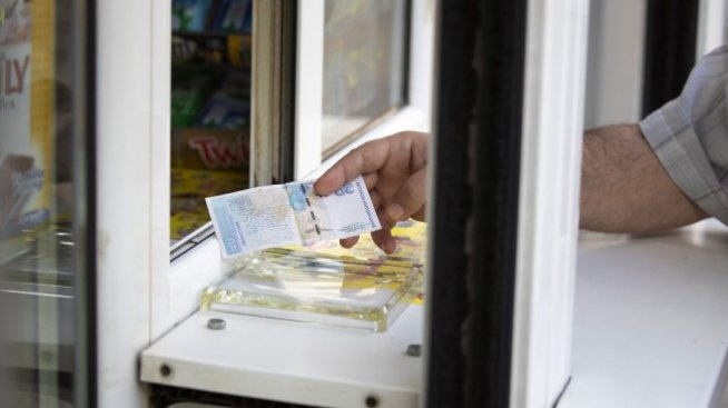 КНСБ: Минималната заплата трябва да расте със 17,5% поне до 2025 г.