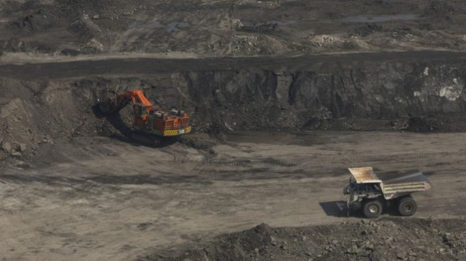 Китай може да се окаже по-зависим от въглищата, отколкото от петрола