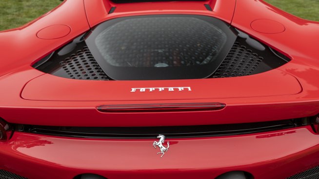 Ferrari коригира нагоре целогодишните си насоки след &bdquo;изключително&ldquo; силно тримесечие