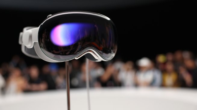 Apple пуска в продажба очилата Vision Pro на 2 февруари