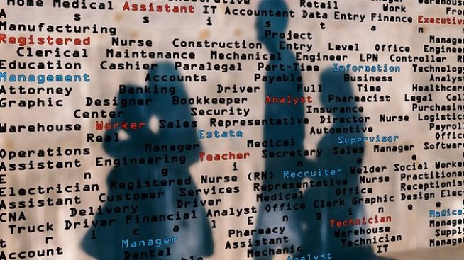 Прогноза: До 2034 г. спадът в заетостта в България ще бъде 6%