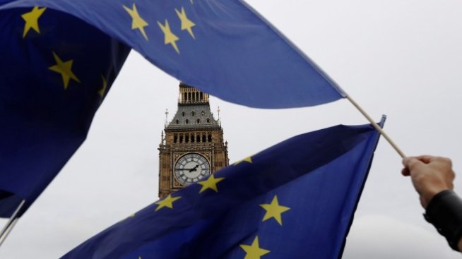 Великобритания призна писмено, че ще трябва да плати сметка за Brexit