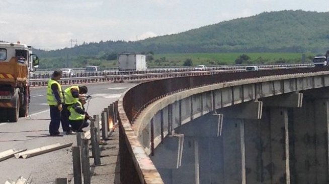 Консорциум с участието на &bdquo;Автомагистрали - Черно Море&ldquo; ще строи отсечка от &bdquo;Хемус&ldquo;